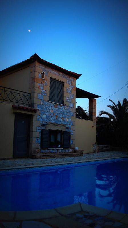 Finikes Apartments Stoúpa Esterno foto