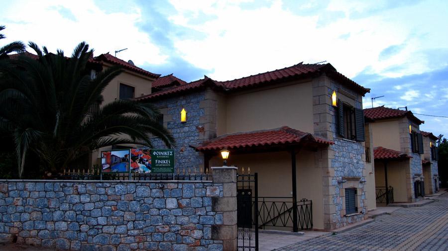 Finikes Apartments Stoúpa Esterno foto